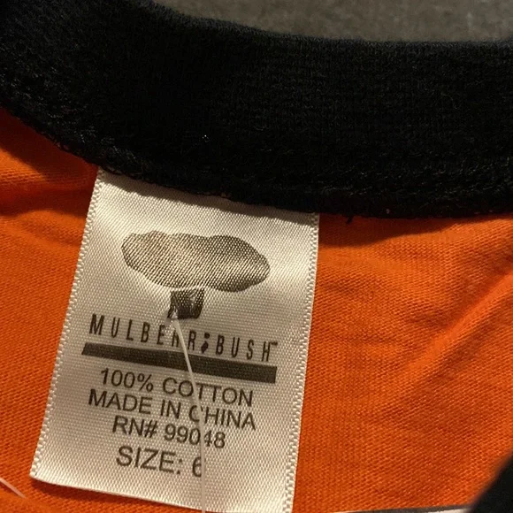 Host Pick 🎉 Mulberri Bush Halloween Dracula long sleeve shirt with cape size 6 - Picture 3 of 5